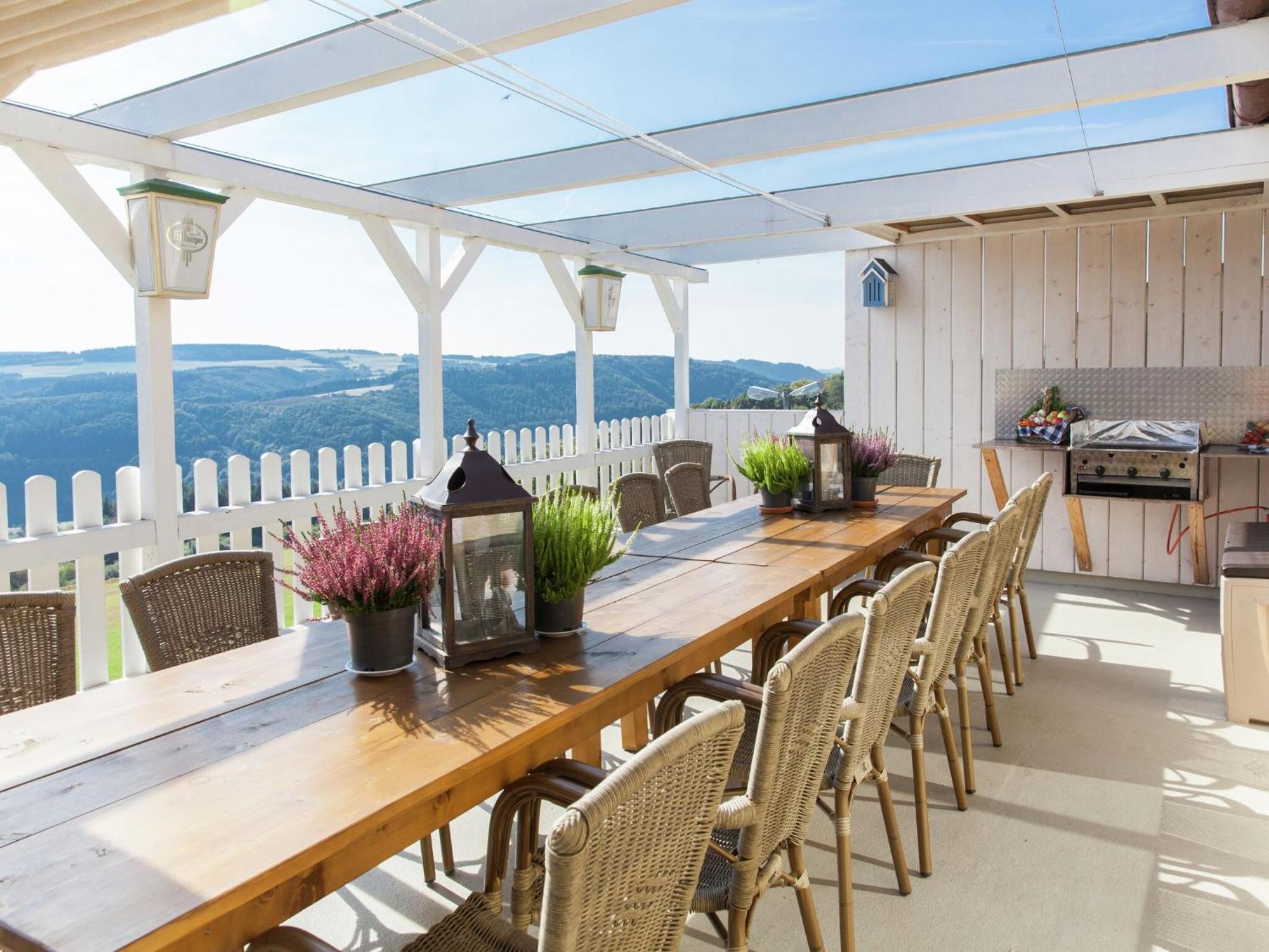 Beautiful Holidayhome With Sauna And Terrace Harscheid Eksteriør bilde
